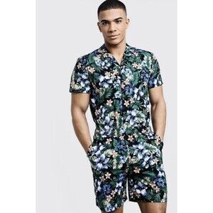 BoohooMAN Floral Print Revere Collar Short Jumpsuit Men’s Large